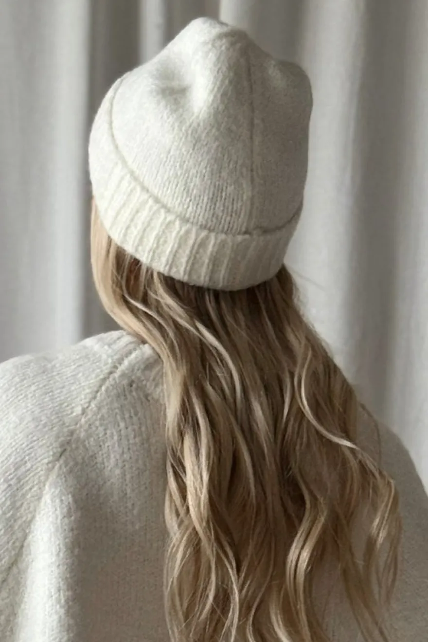 Anna pipo, luonnonvalkoinen