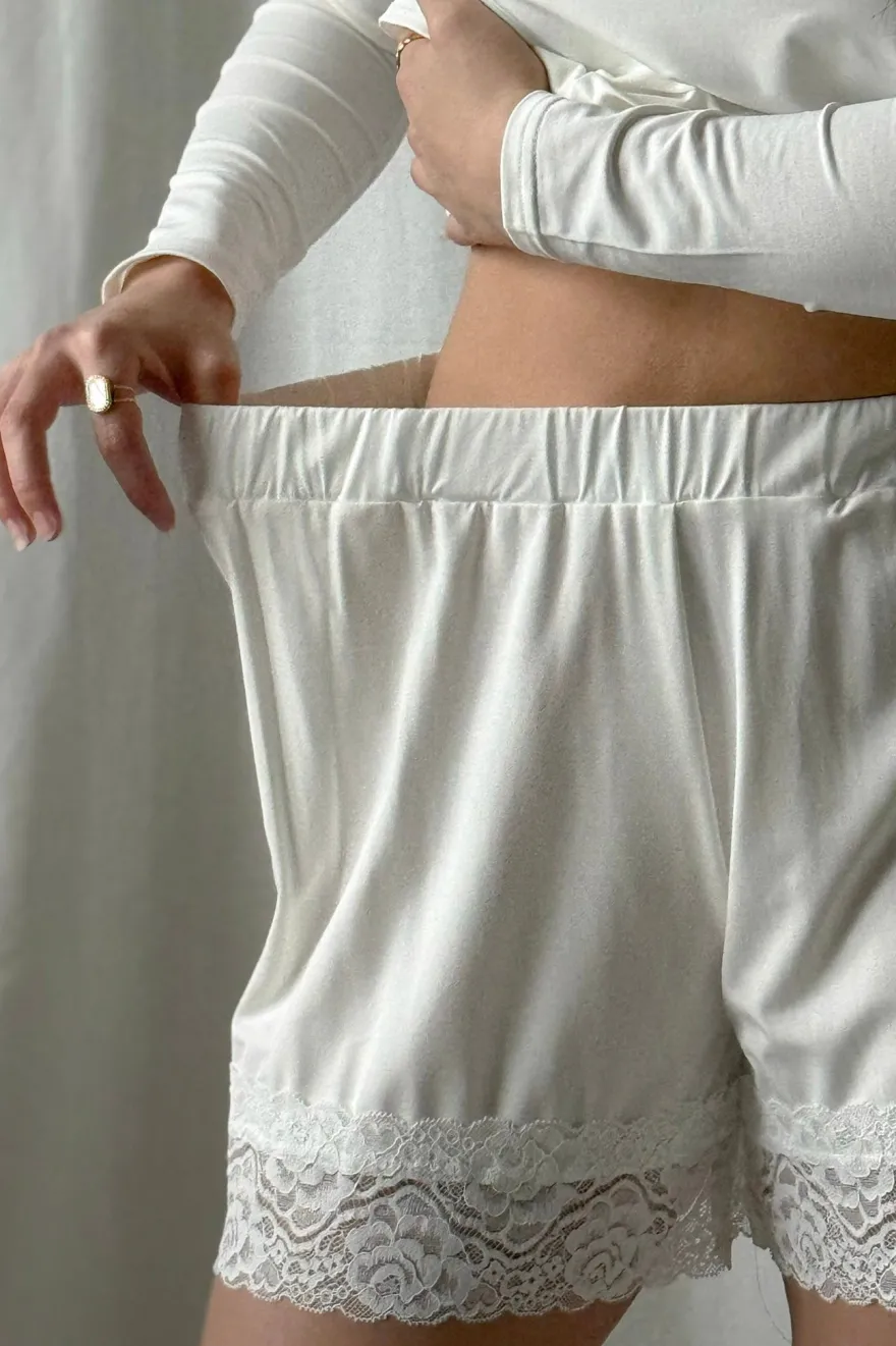 Bamboo Lace shortsit, valkoinen