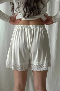 Bamboo Lace shortsit, valkoinen