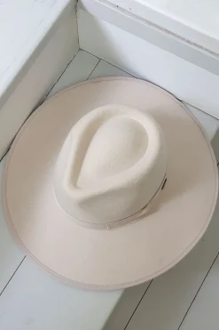 Brixton jo rancher hattu, dove