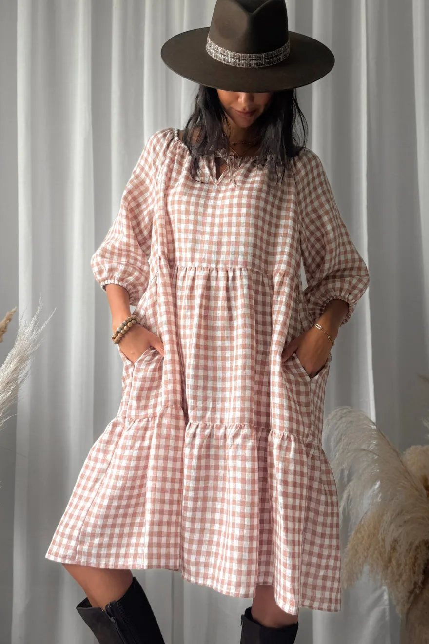 Emilia long pellavamekko, pepperosa check