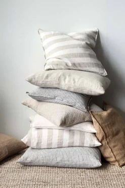 Holte tyynynpäällinen, sand