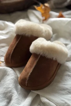 Jessica tossut, chestnut