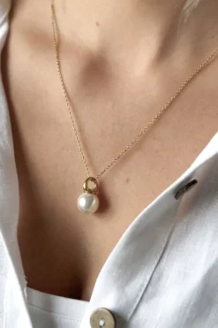 Kate pearl kaulakoru