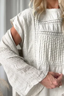 Liliana pellavamekko, hiekka