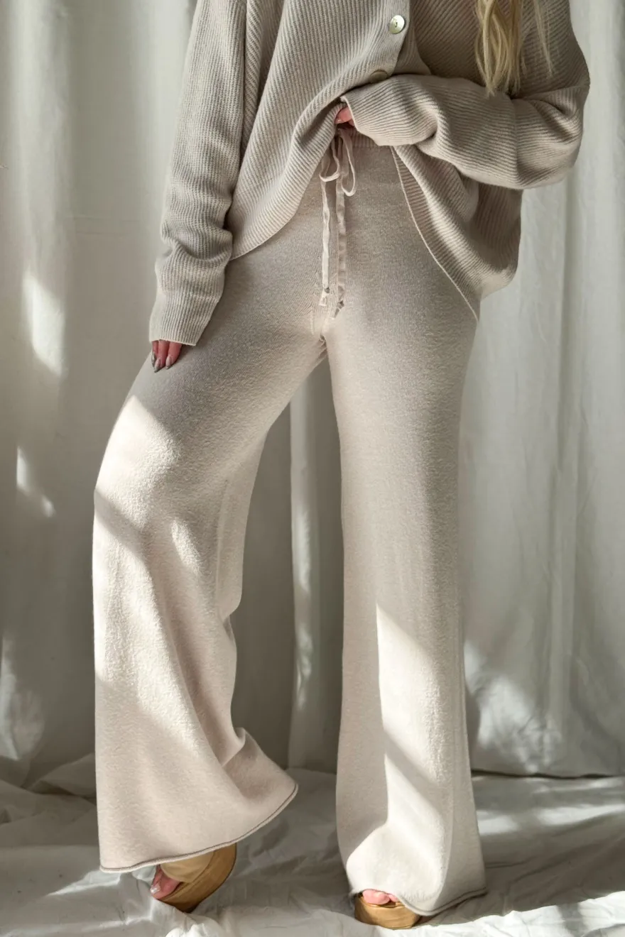 Lounge neulehousut, light beige