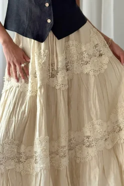 Lovely Lace hame, champagne