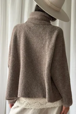 Marlene alpakkasekoitepooloneule, taupe