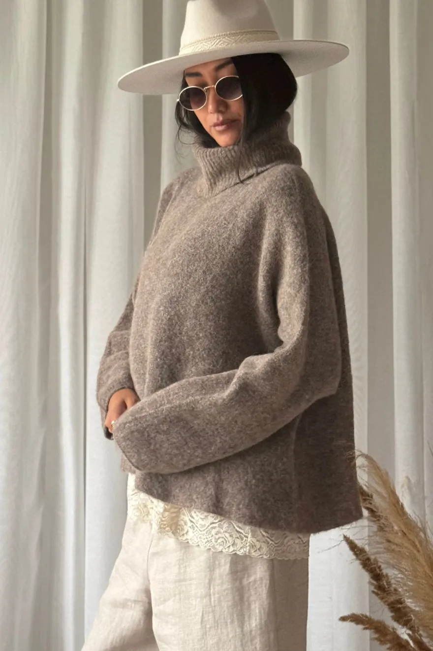 Marlene alpakkasekoitepooloneule, taupe