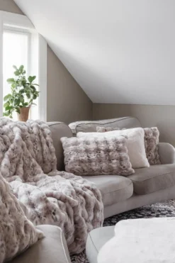 Nika torkkupeitto, snow leopard