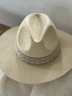 Pasadena sombrero, natural