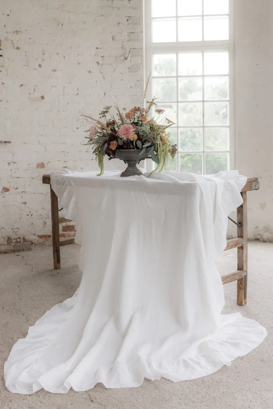 Provence pellavapöytäliina, antique white