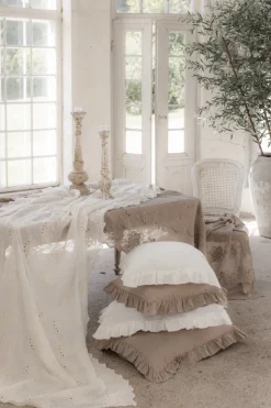 Vintage pellavapöytäliina, antique white