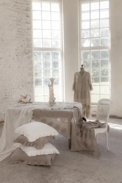 Vintage pellavapöytäliina, cashmere