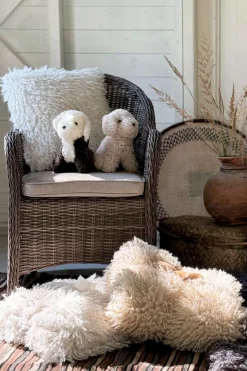 Wooly tyyny, ivory