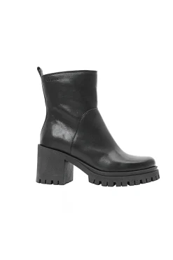 Ylva bootsit, musta